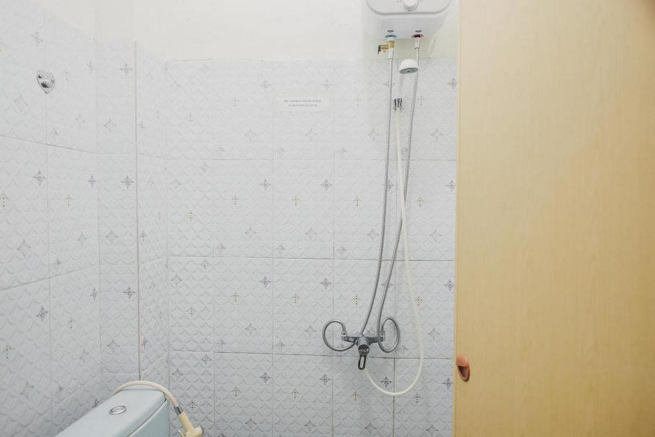 Hotel Reddoorz @ Jalan Stm Medan Extérieur photo